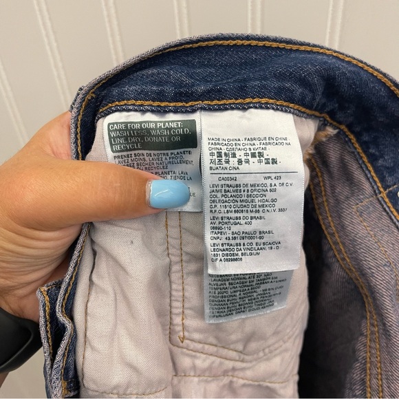 NWT Levi’s 501 Paisley Print Cut Off Shorts Sz 33 - Picture 11 of 11